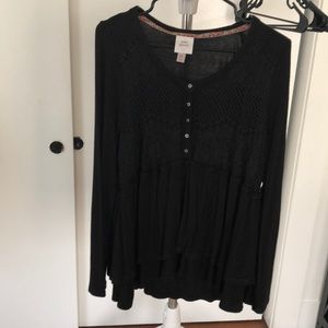 Knox rose black Henley! Size xl